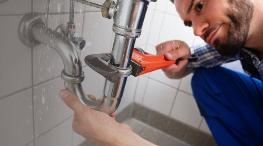 Professional sink repair in Folsom, NM